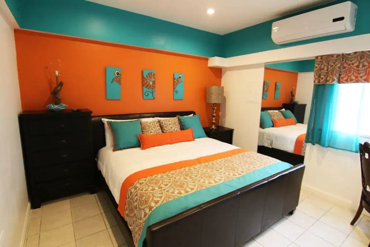 Eden Gardens Wellness Resort & Spa 金斯敦 4*,  牙买加