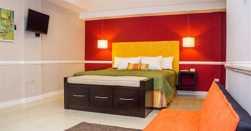 Eden Gardens Wellness Resort & Spa 金斯敦